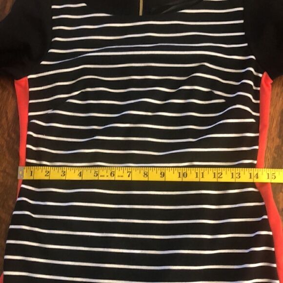 Eliza J Black, White and Red Knit Sheath Dress - Picture 8 of 11